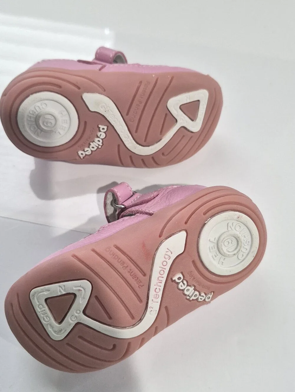 pediped Pink Toddler Mary Jane Shoes with White Flower Accents Size 4-4.5 US